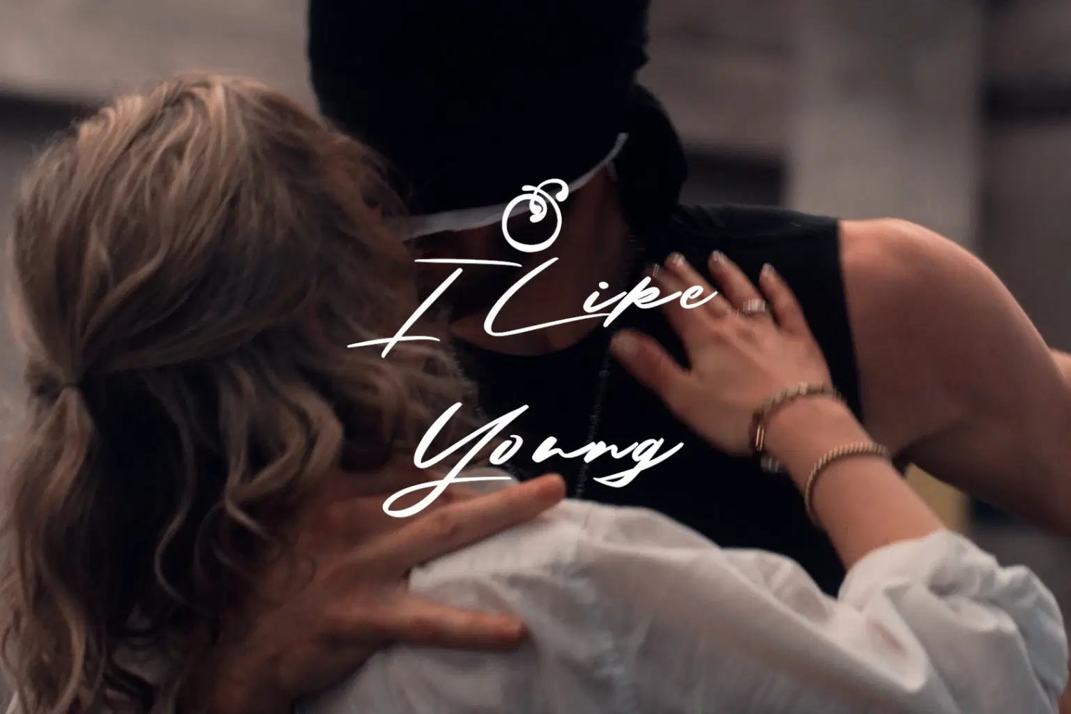 VM002 I LIKE YOUNG_cover.png